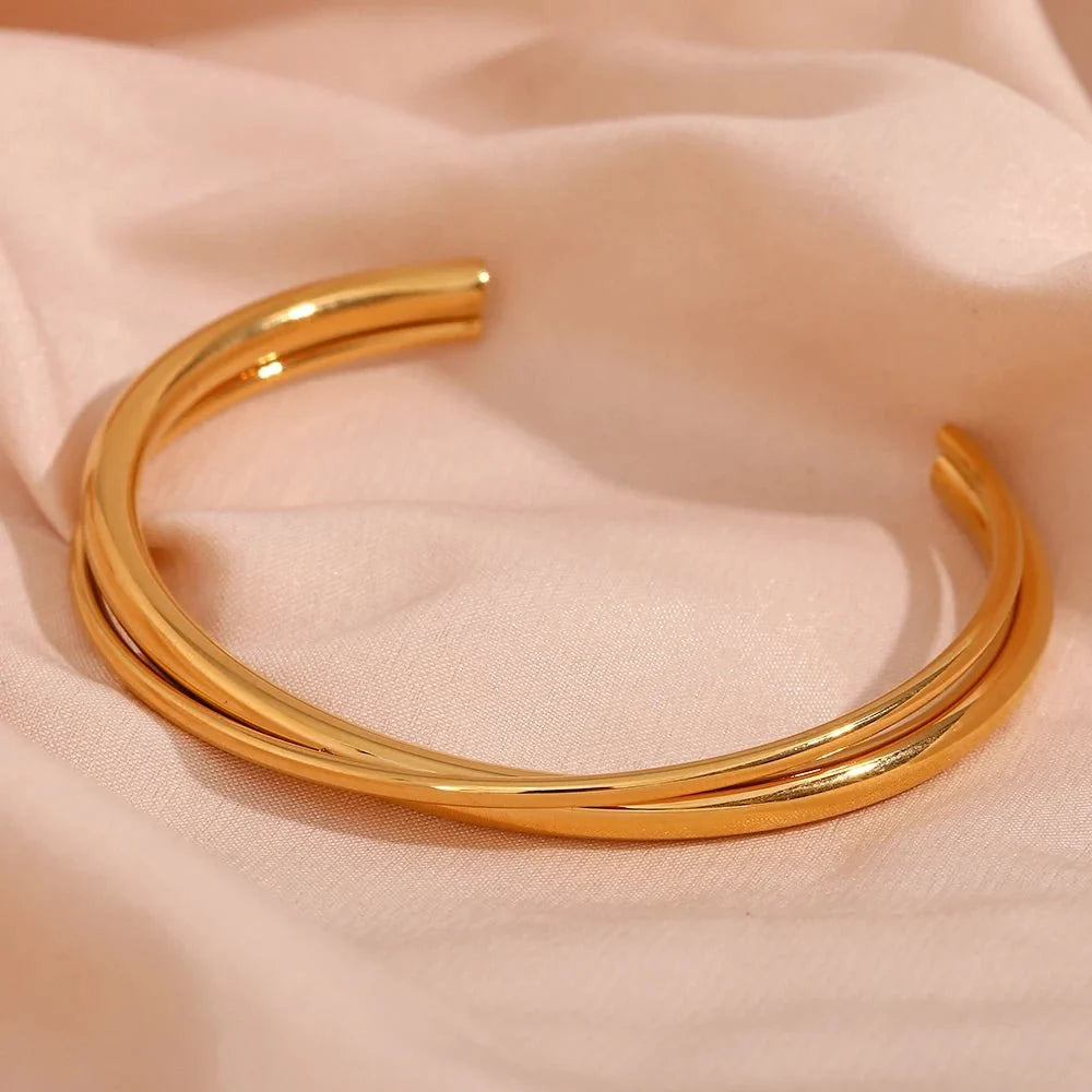 18k Intersect Cross Cuff Bracelet