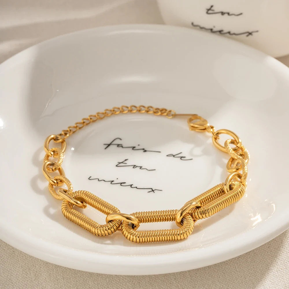 Chunky Multi Textured Paperclip Contrast Bracelet