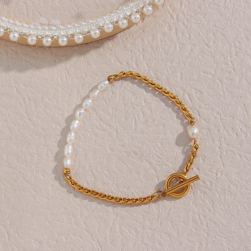 Classic Twist Pearl Circle Lock Bracelet