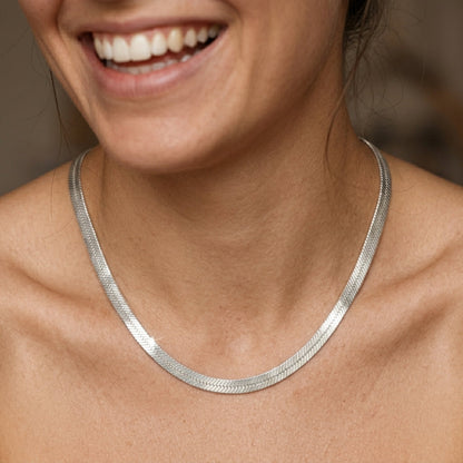 Veinci Classics Herringbone Necklace