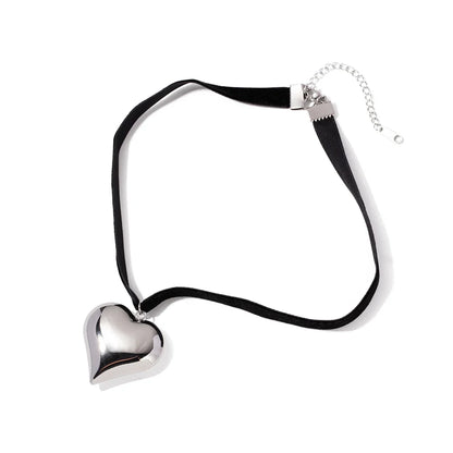Chunky Heart Strap Necklace