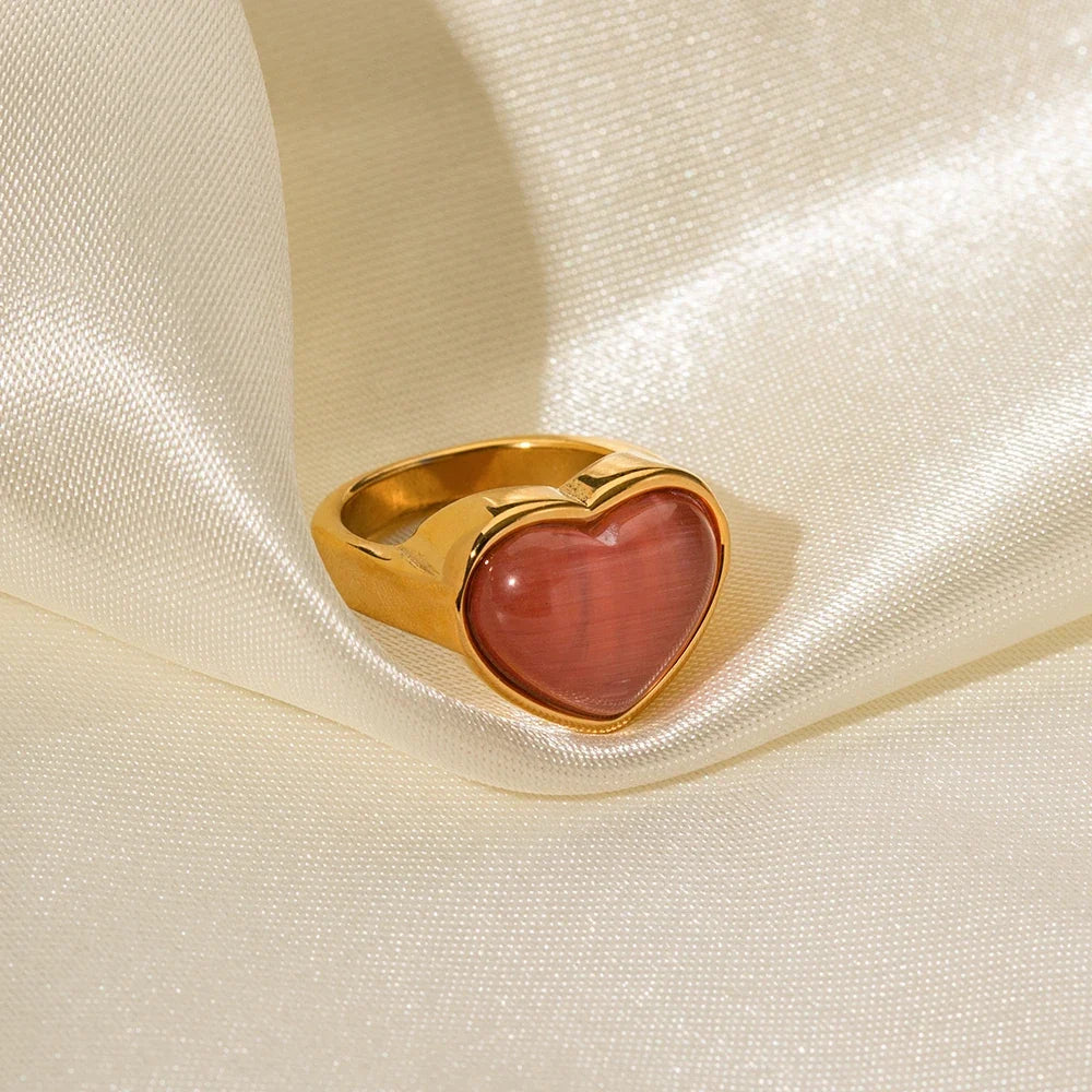 Elegant Pink Heart Stone Ring