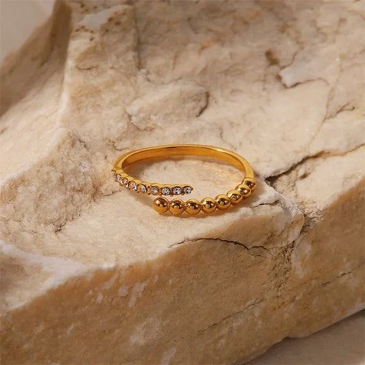 18k Beaded & Zircon Tipped Ring
