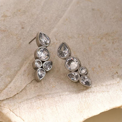 Dainty Leaf Diamond Earrings