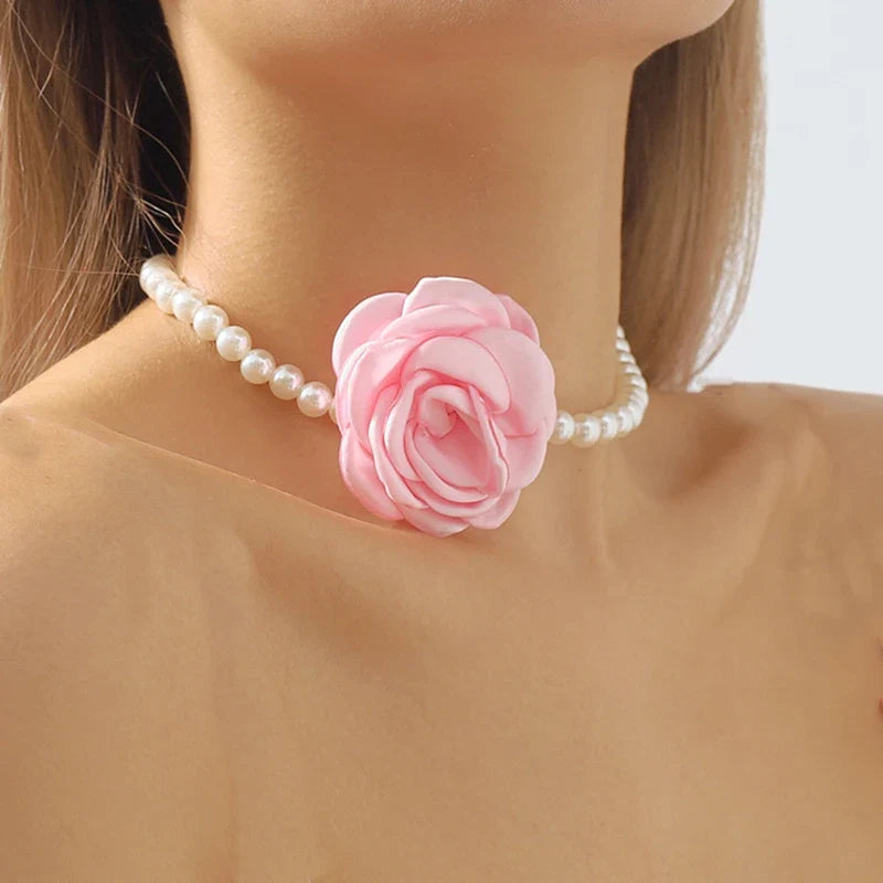 Elegant Pearl Floral Choker Necklace