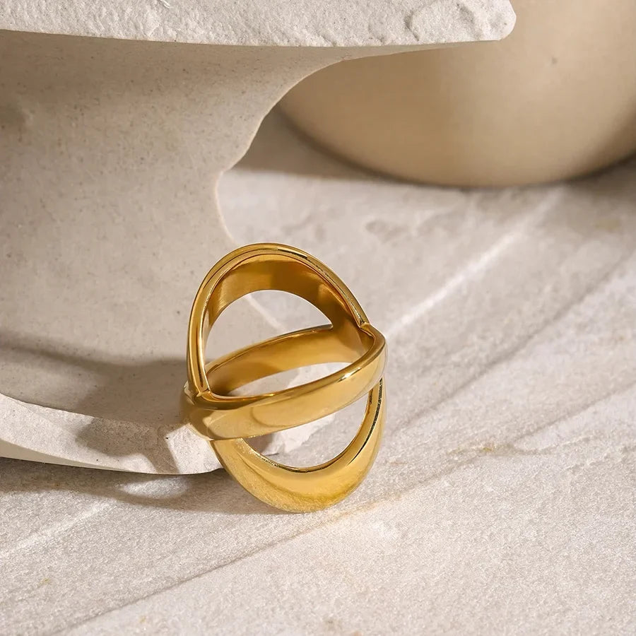 18k Classy Crossed Intersect Ring