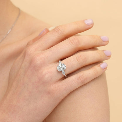 S925 Elegant Pear Accented Oval Brilliant Cut Ring