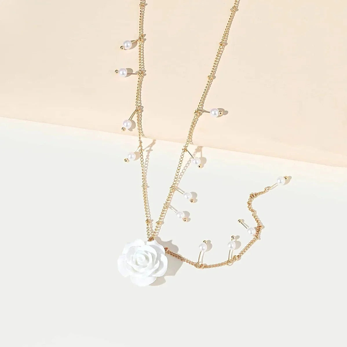 Blanc La Floral Necklace