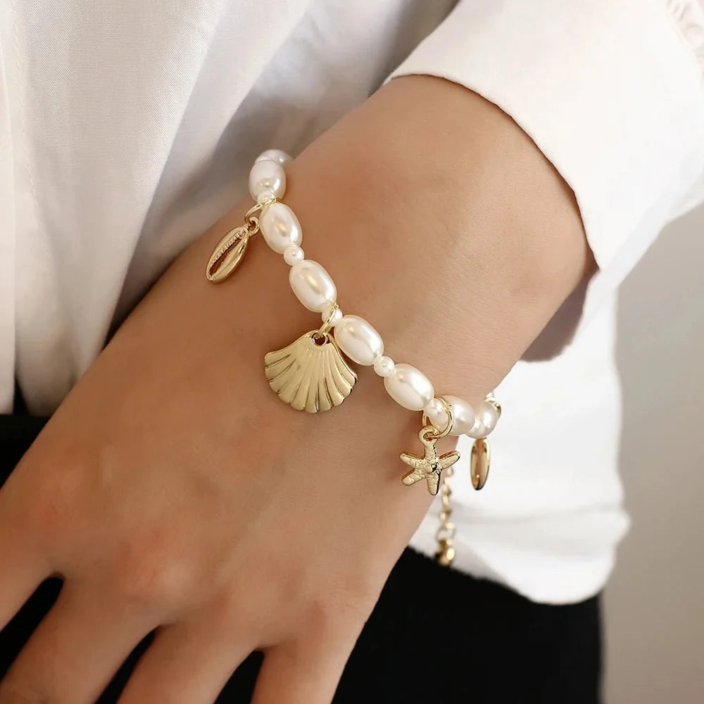 Dainty Beach Adventure Pearl Bracelet