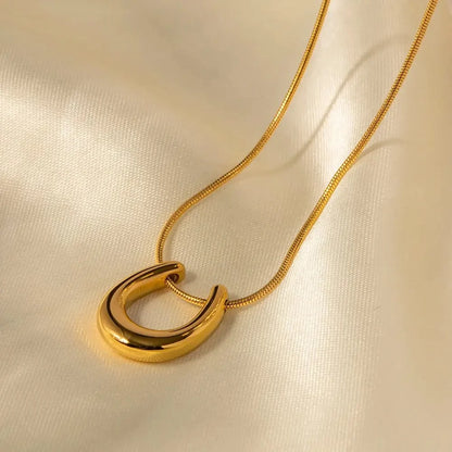 Dainty Lucky Horseshoe Necklace