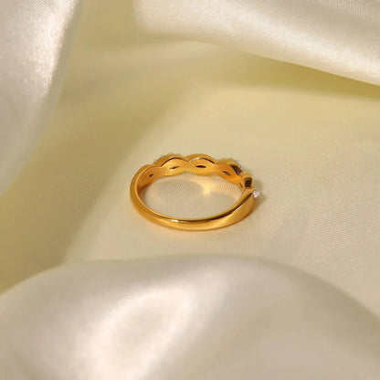 Dainty Pearl Intertwined Ring