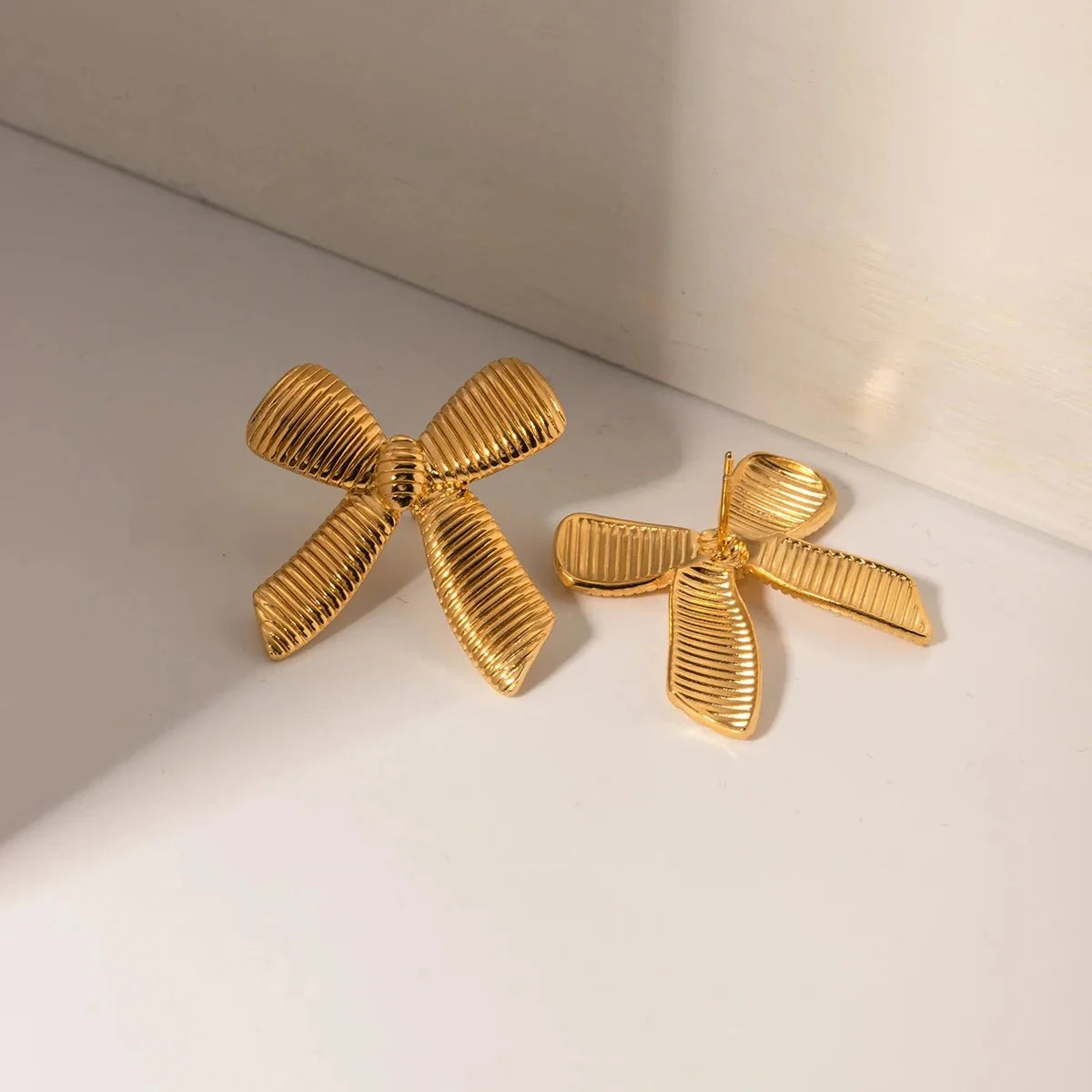 Dainty Striped Bow Elegant Ring and Earrings