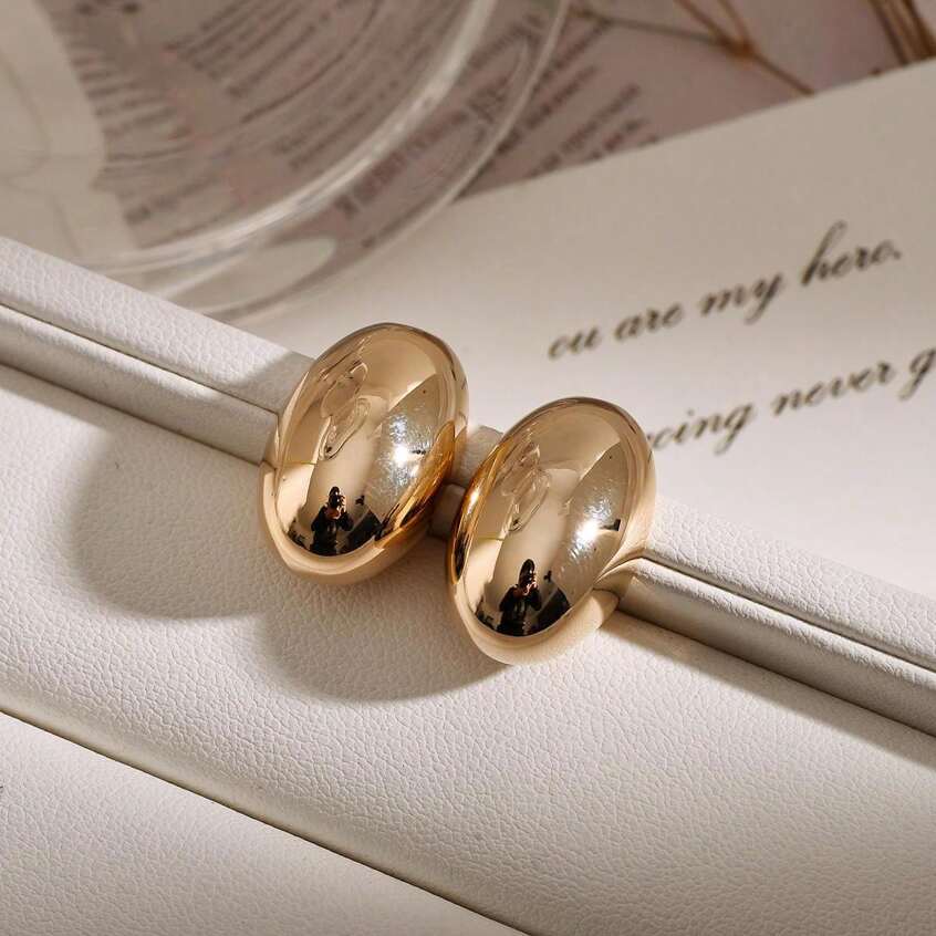 Elegant Oval Stud Earrings