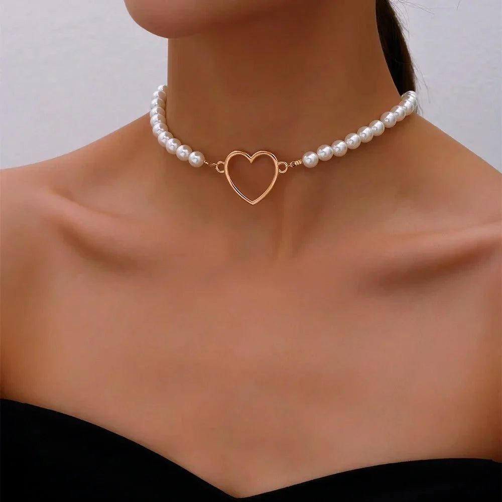 Elegant Pearl Statement Necklace Choker