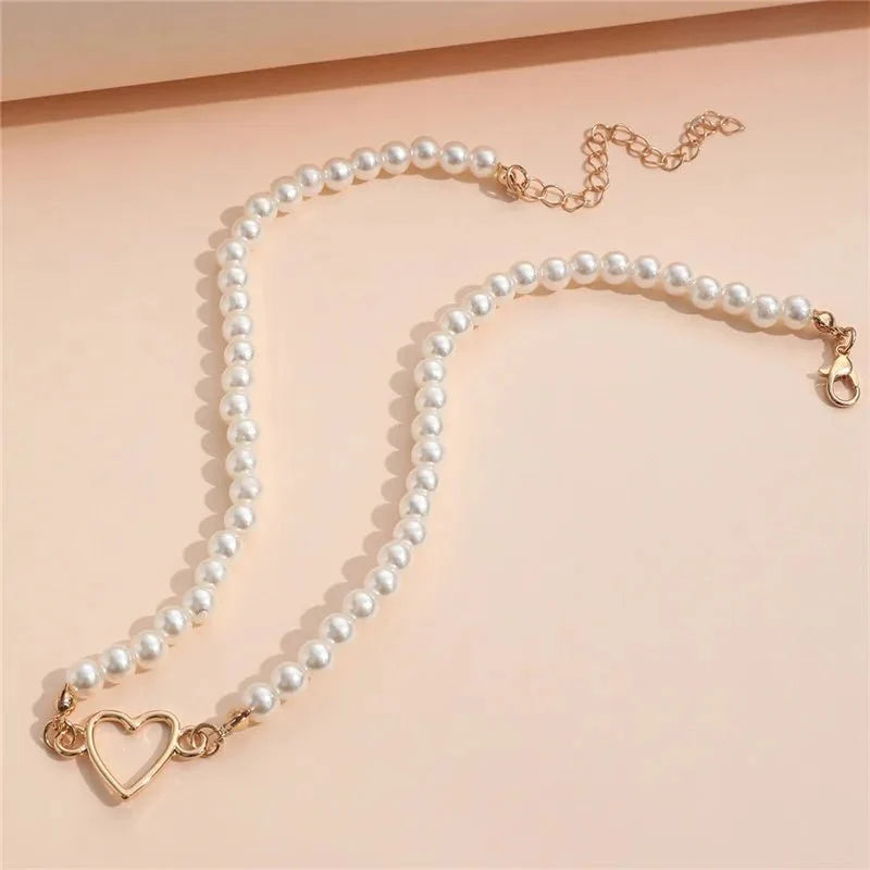 Heart Outline Pearl Choker Necklace