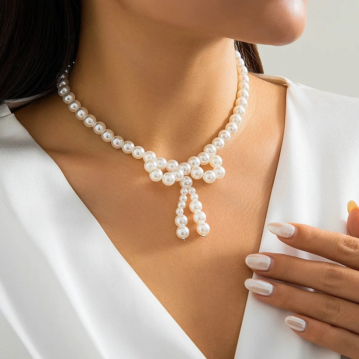 Iconic Dainty Pearl Bow Necklace