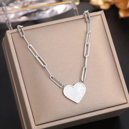 Paperclip Shell Heart Pendant Necklace
