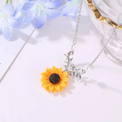 Summer Sunflower Dainty Necklace